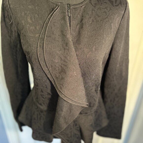 St. John Black Jacquard Peplum Jacket with draped Ruffle Front, Sz 6 - Picture 3 of 9